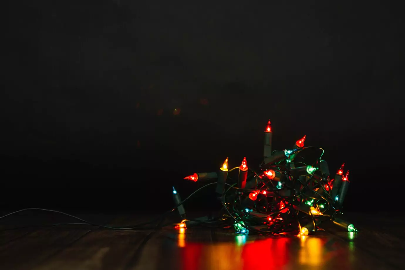 colorful-christmas-lights